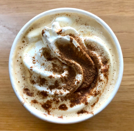 Illustration for article titled Starbucks vs. Dunkin: Pumpkin Spice Latte edition